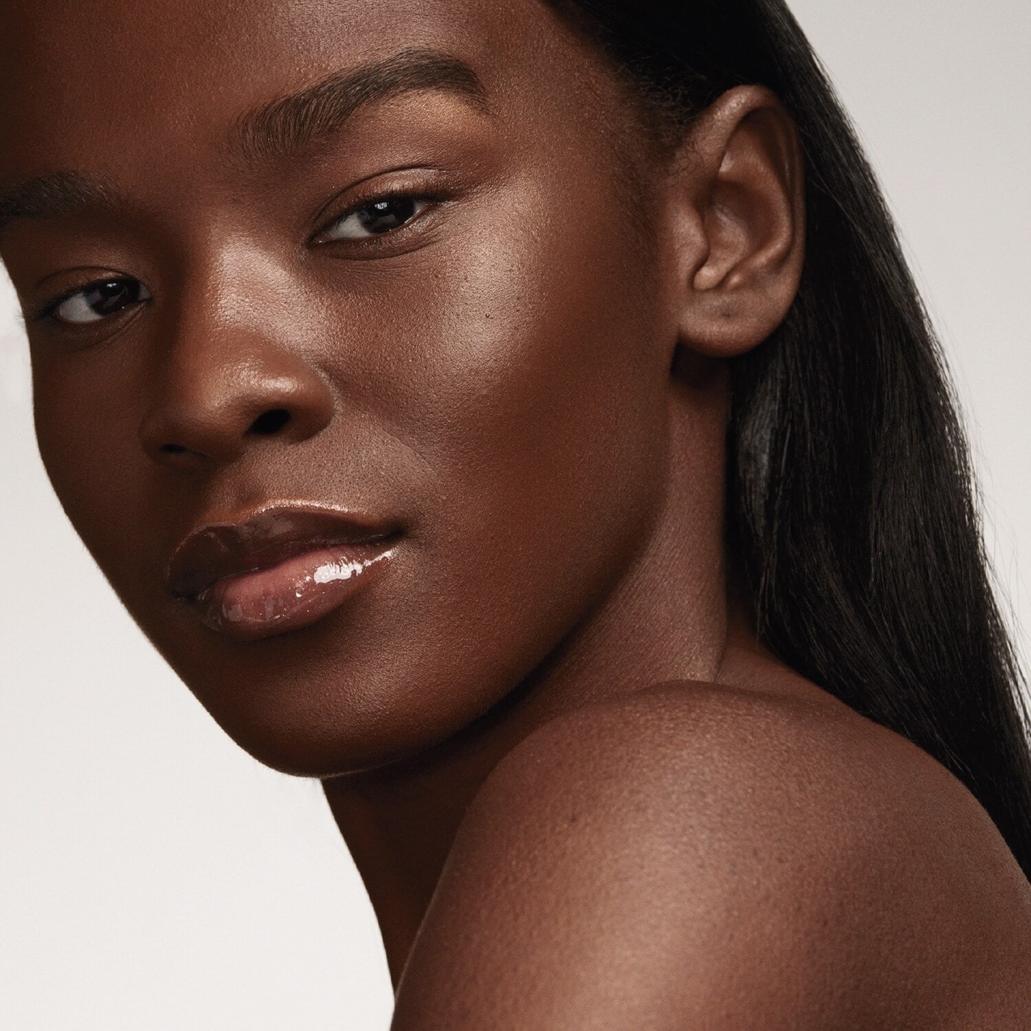 EAZE DROP'LIT ALL-OVER GLOW ENHANCER (TINTA FACIAL)